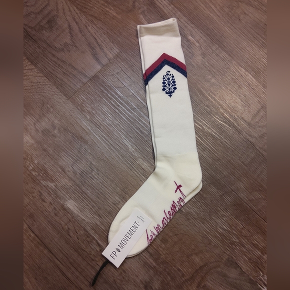 FREE PEOPLE Movement Reflective Ski Socks NWT - Picture 7 of 10